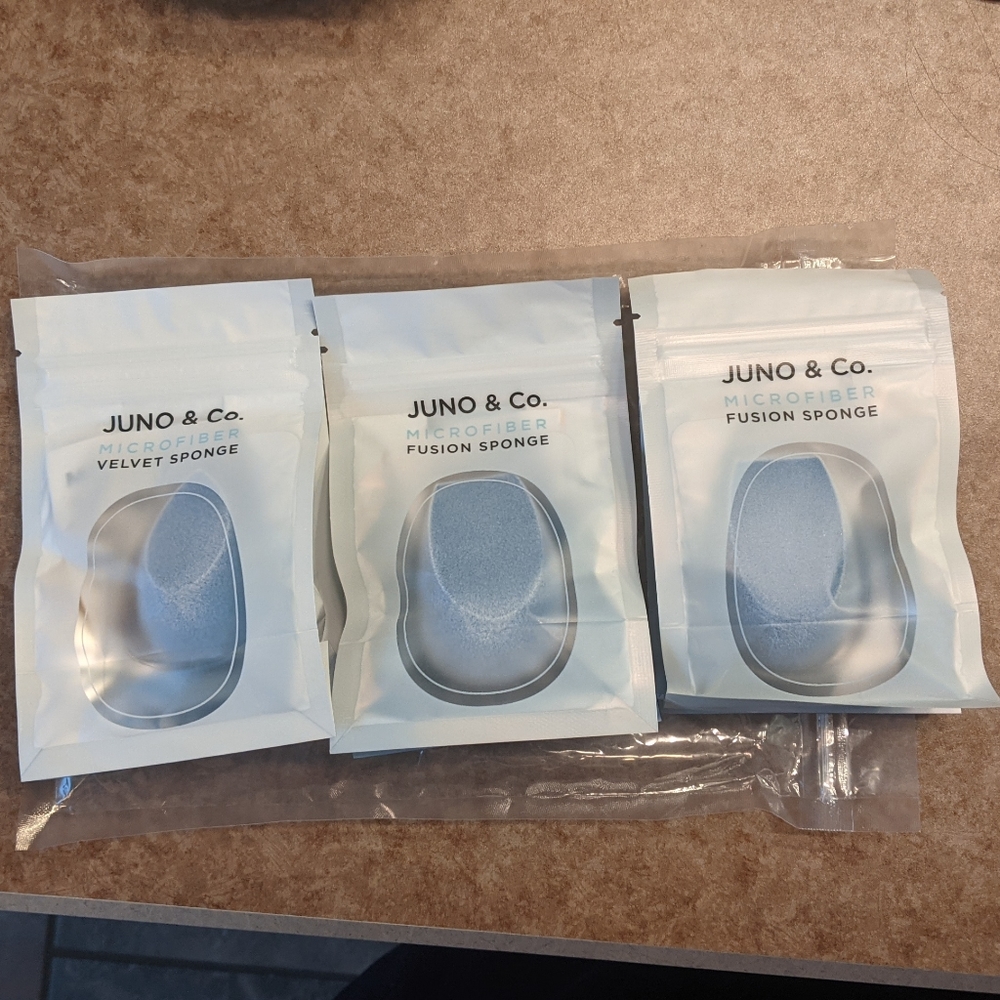 Microfiber makeup sponge set